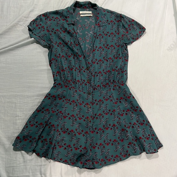NEW urban outfitters floral romper - Picture 3 of 7